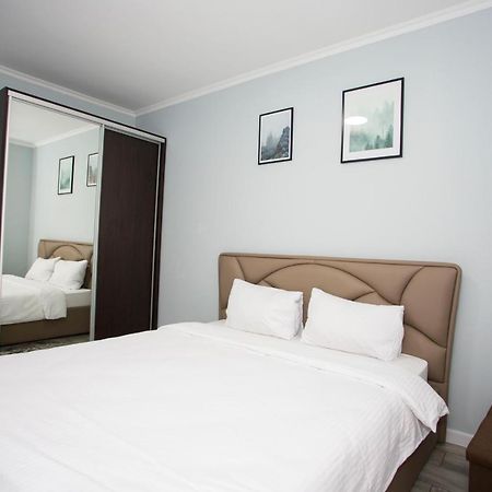 Apartament Curat Si Confortabil Str. Ismail 86 In Centrul Chisinaului 아파트 외부 사진