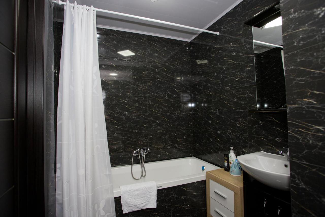 Apartament Curat Si Confortabil Str. Ismail 86 In Centrul Chisinaului 아파트 외부 사진