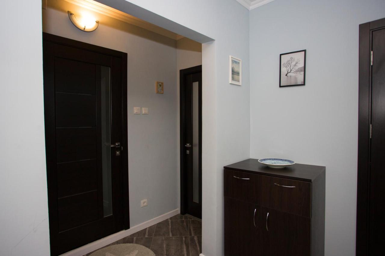 Apartament Curat Si Confortabil Str. Ismail 86 In Centrul Chisinaului 아파트 외부 사진